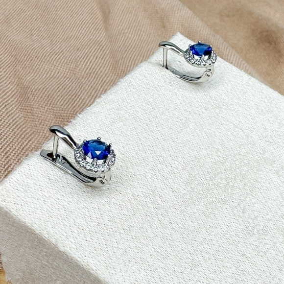 Silver Plated Cubic Zirconia Elegant Blue and Silver Earrings - Picture 3 of 3